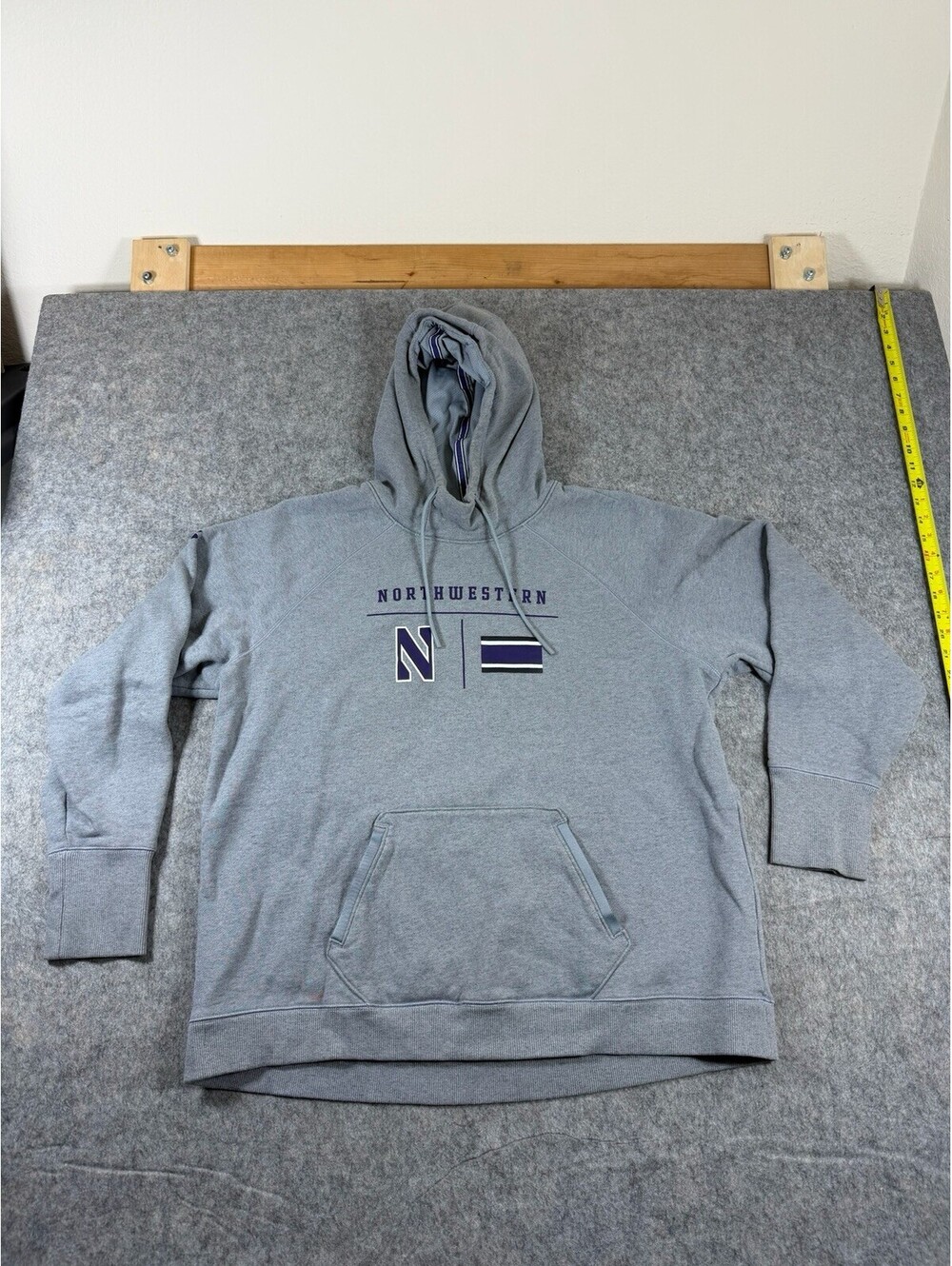 Northwestern Wildcats Hoodie Womens XL Gray Under Armour Sweatshirt Sweater